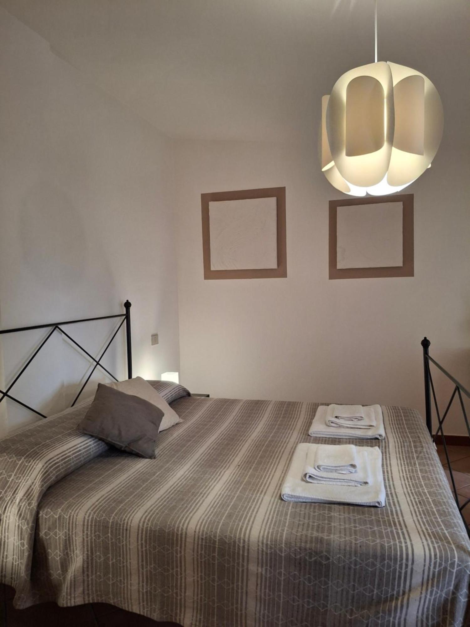 Agriturismo Palas De Serra Country Resort Onifai Экстерьер фото